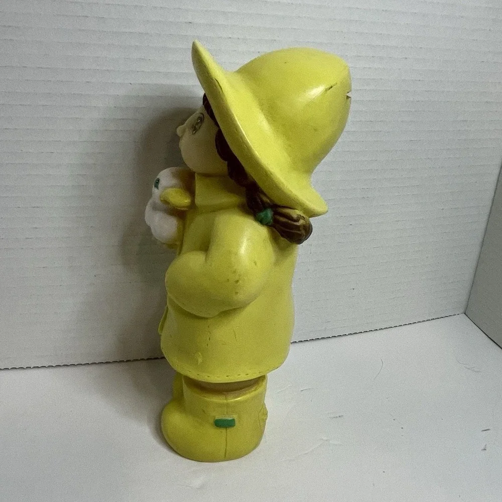 Vintage 1985 Cabbage Patch Kids Coin Bank Yellow Rain Slicker W Duck Spring